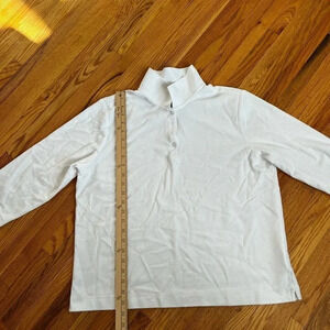 White quarter sleeve polo